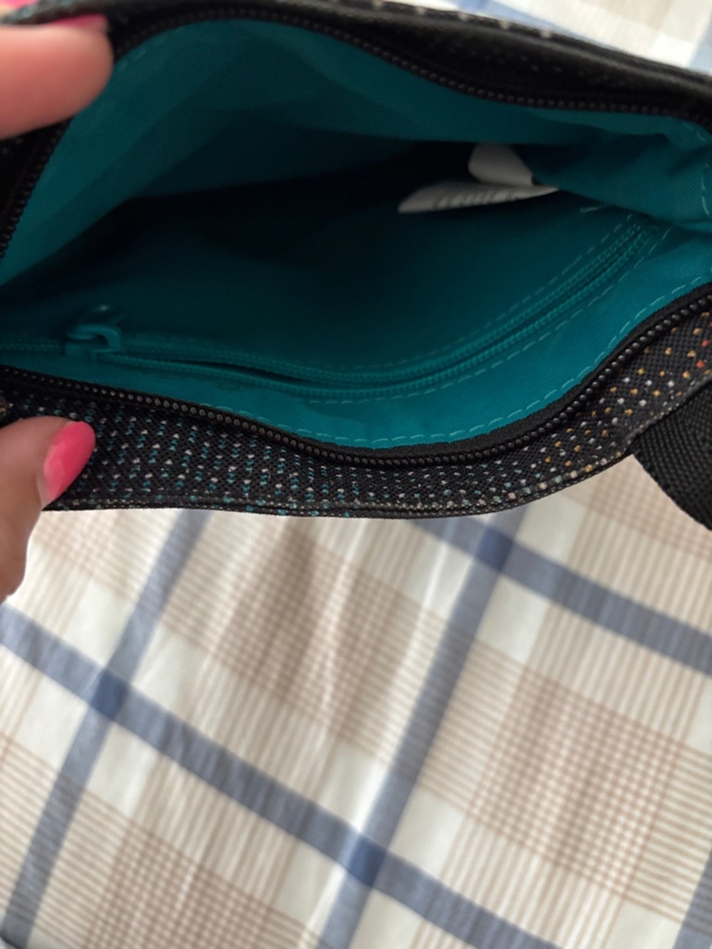Dakine Black Crossbody Messenger Bag with Teal Zipper Pull used once - Picture 3 of 3